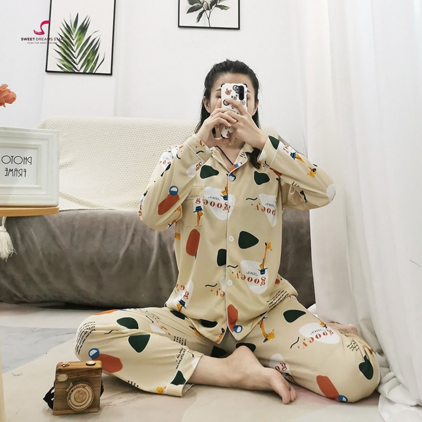 Abstract Giraffe & Geometric Print Full-Length Pyjama Set