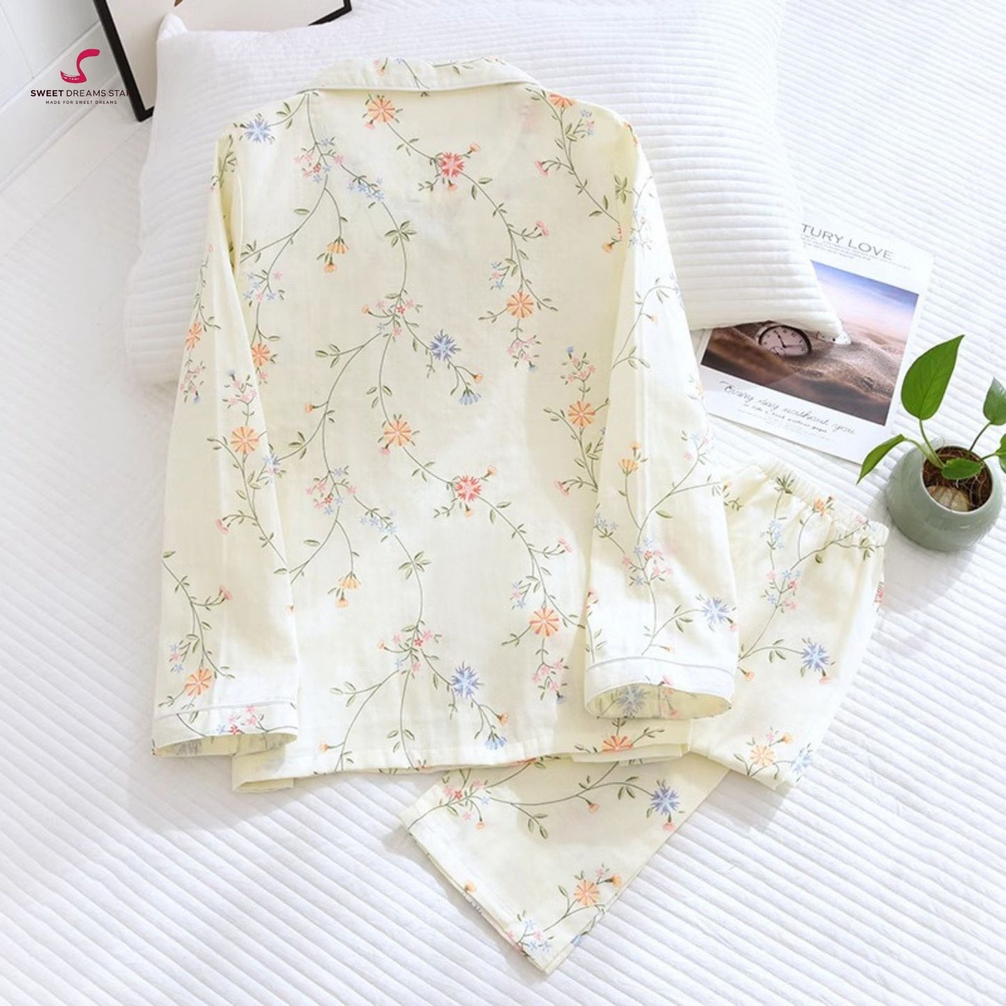 Luxury Delicate Floral Vine Print Full-Length Pyjama Set