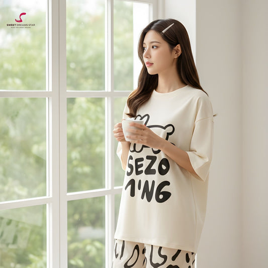 Graphic Rabbit Women’s Short Pyjama Set