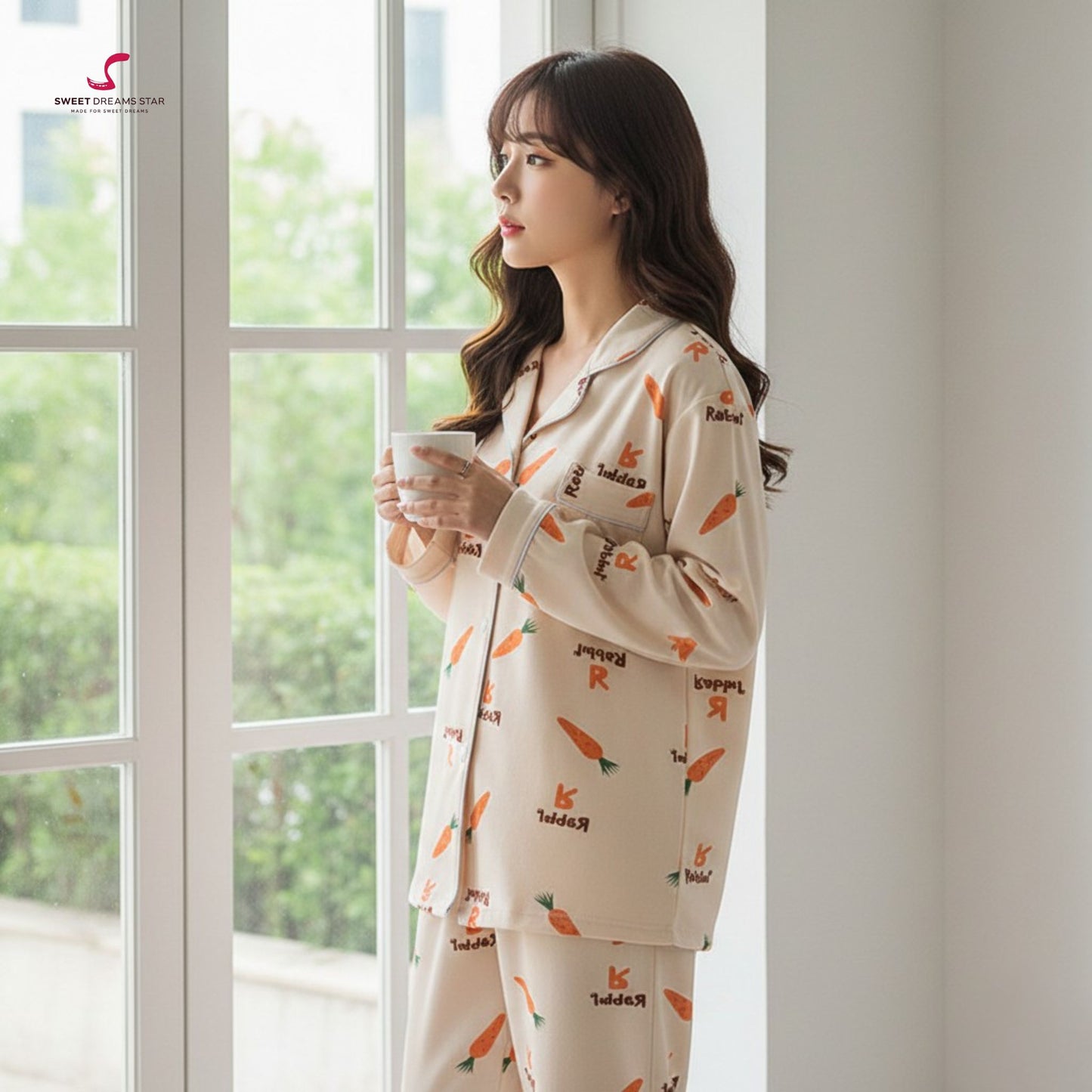 "Rabbit R" Carrot Print Full-Length Pyjama Set